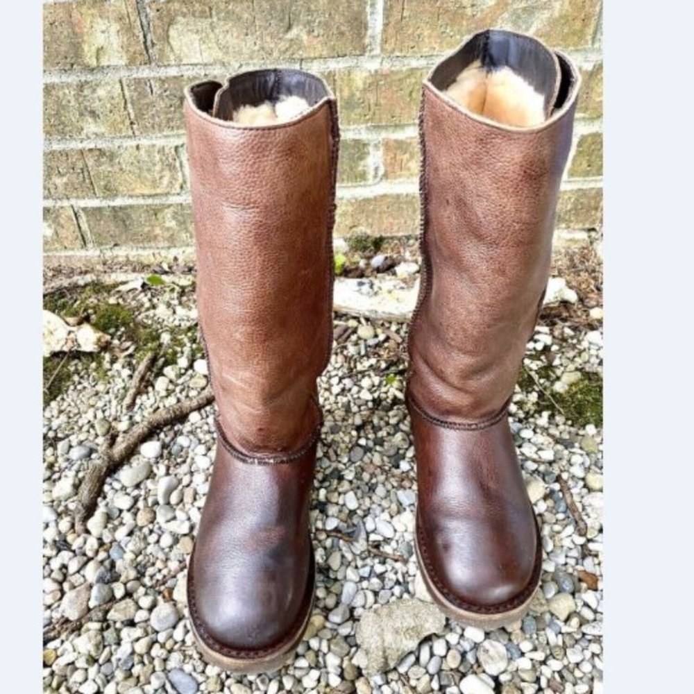 Emu Narooma Warm Brown Sheep Skin Tall Boots Sz 8